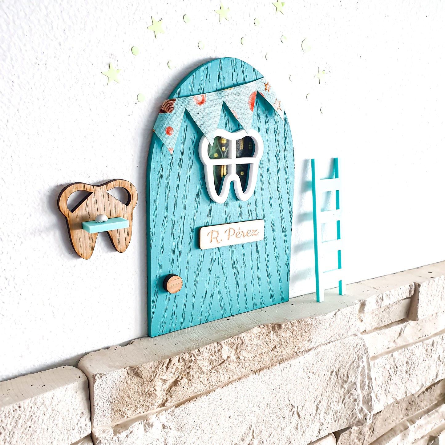 Puerta Ratoncito Pérez verde agua