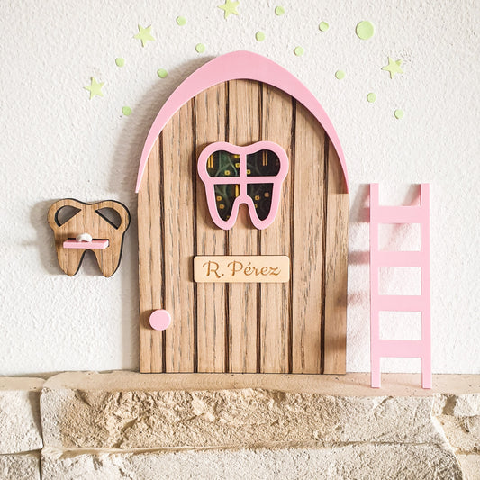 Puerta Ratoncito Pérez madera y rosa