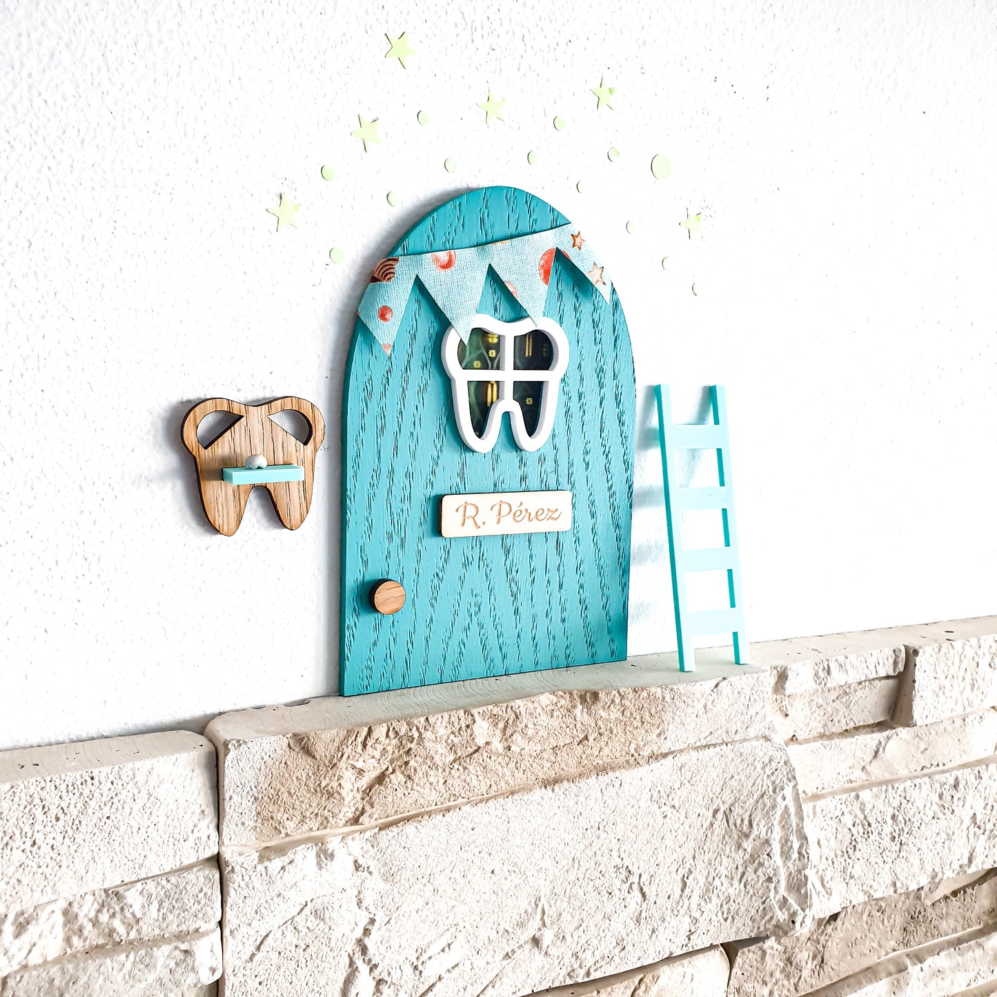 Puerta Ratoncito Pérez verde agua