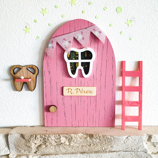 Puerta Ratoncito Pérez rosa